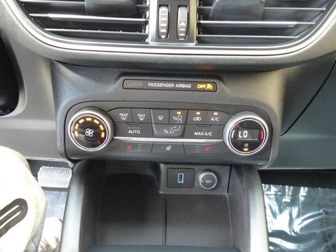 Used 2020 Ford Escape SEL AWD/4WD image 35