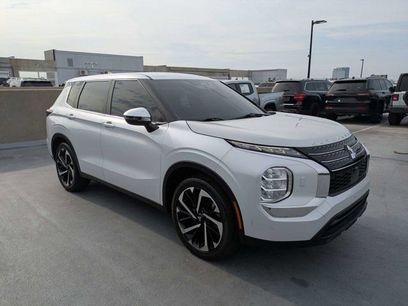 Used 2022 Mitsubishi Outlander ES