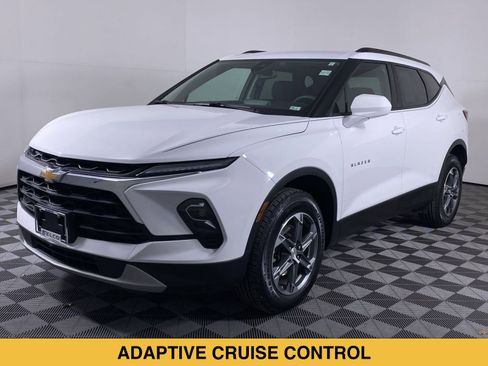 Certified 2024 Chevrolet Blazer LT w/ Convenience Package FWD image 16