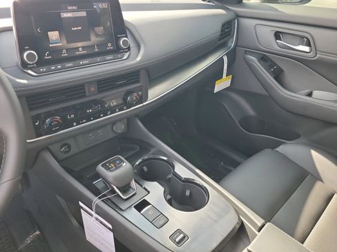 New 2026 Nissan Rogue SV image 34