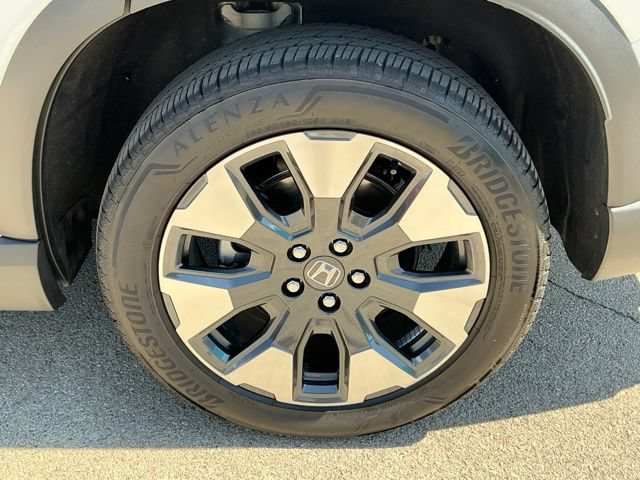 Certified 2026 Honda Pilot Elite image 5