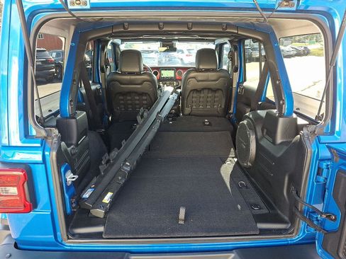 Certified 2021 Jeep Wrangler Unlimited Rubicon image 29