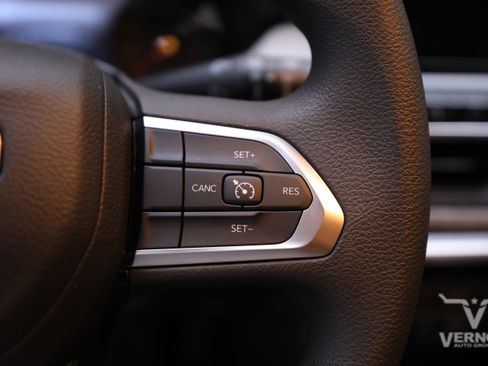 New 2025 Jeep Compass Sport image 21