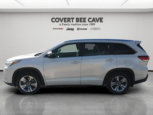 Used 2019 Toyota Highlander Limited image 5