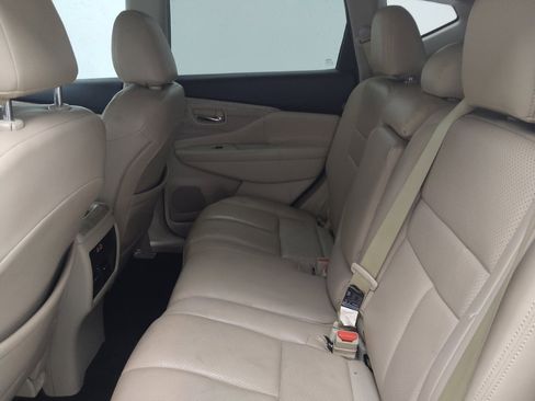 Used 2019 Nissan Murano SV w/ Premium Package FWD image 18