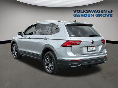 Used 2023 Volkswagen Tiguan SE FWD image 5