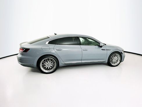 Used 2022 Volkswagen Arteon SE FWD image 10