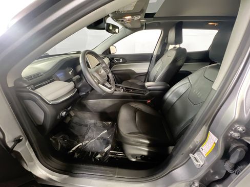 Used 2022 Jeep Compass Limited w/ Sun and Sound Group AWD/4WD image 19