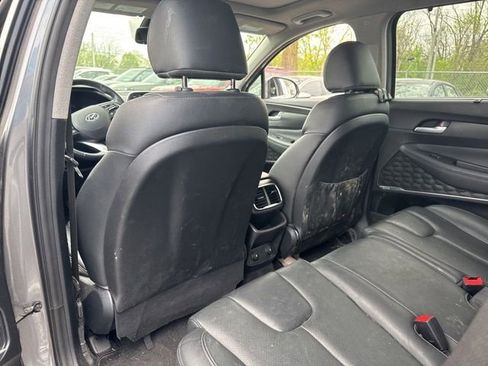 Used 2019 Hyundai Santa Fe Limited image 10