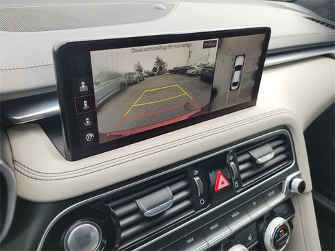 Used 2022 Genesis G70 3.3T image 20