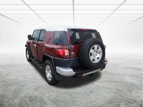Used 2008 Toyota FJ Cruiser 2WD w/ Upgrade Pkg 1 image 3