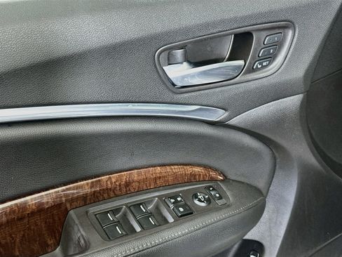 Used 2017 Acura MDX SH-AWD image 15