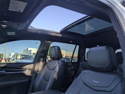 Used 2023 Cadillac XT6 Premium Luxury w/ Technology Package image 25