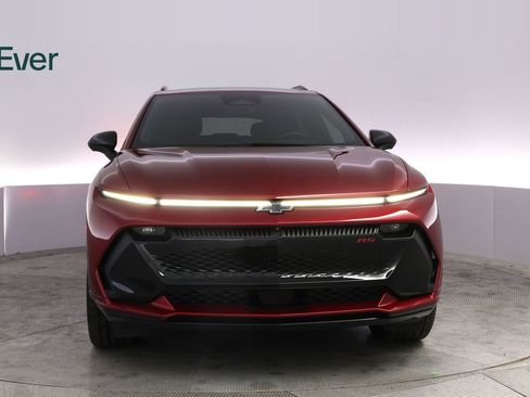 Used 2024 Chevrolet Equinox EV RS FWD image 12