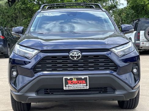 Used 2025 Toyota RAV4 XLE Premium FWD image 7