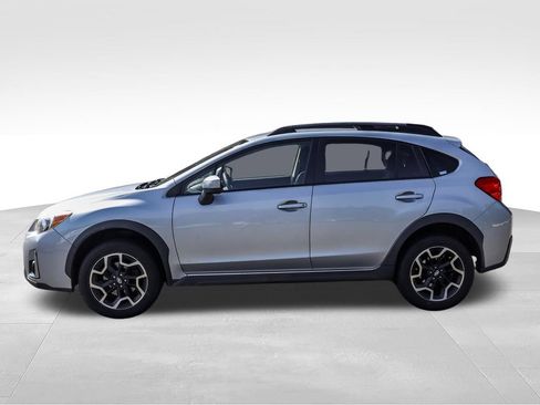 Used 2017 Subaru Crosstrek 2.0i Premium AWD/4WD image 7