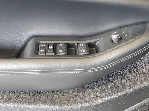 Used 2024 Jeep Grand Cherokee Laredo AWD/4WD image 13
