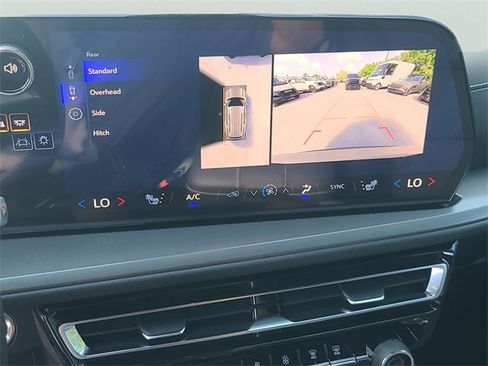 New 2026 Chevrolet Traverse LT w/ Midnight/Sport Edition image 33