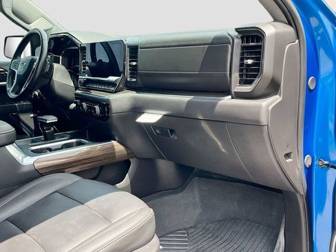 Used 2024 Chevrolet Silverado 1500 RST AWD/4WD image 30