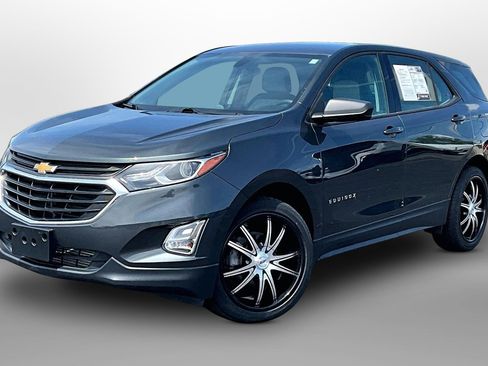 Used 2019 Chevrolet Equinox LS FWD image 12