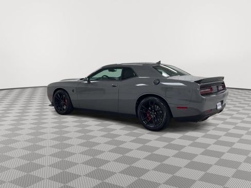 Used 2023 Dodge Challenger SRT Hellcat w/ Driver Convenience Group image 6