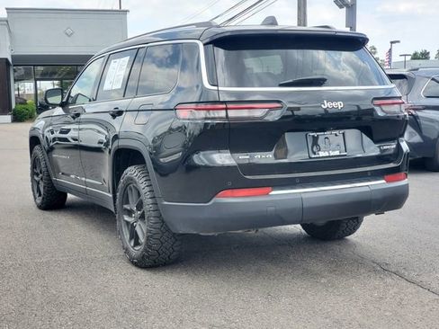 Used 2021 Jeep Grand Cherokee L Laredo w/ Luxury Tech Group I AWD/4WD image 3