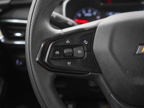 Used 2022 Chevrolet TrailBlazer LT w/ Convenience Package FWD image 25