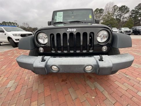 Used 2018 Jeep Wrangler Sport image 30