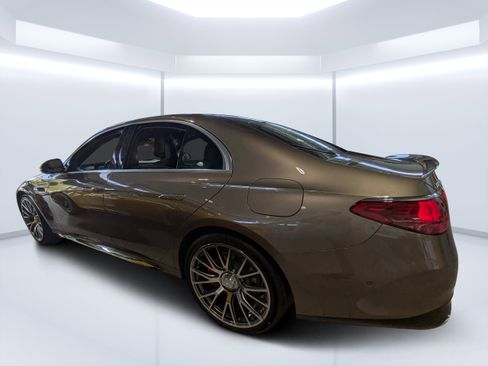 New 2026 Mercedes-Benz E 53 AMG e 4MATIC Sedan image 9
