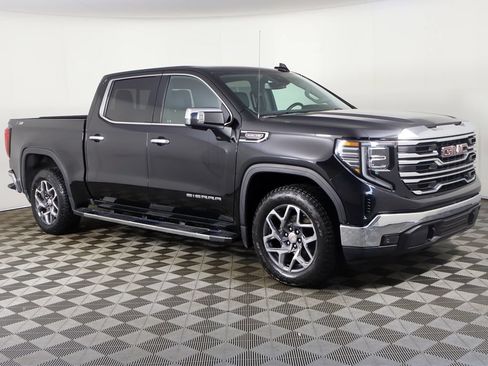 Used 2023 GMC Sierra 1500 SLT w/ SLT Premium Package AWD/4WD image 2