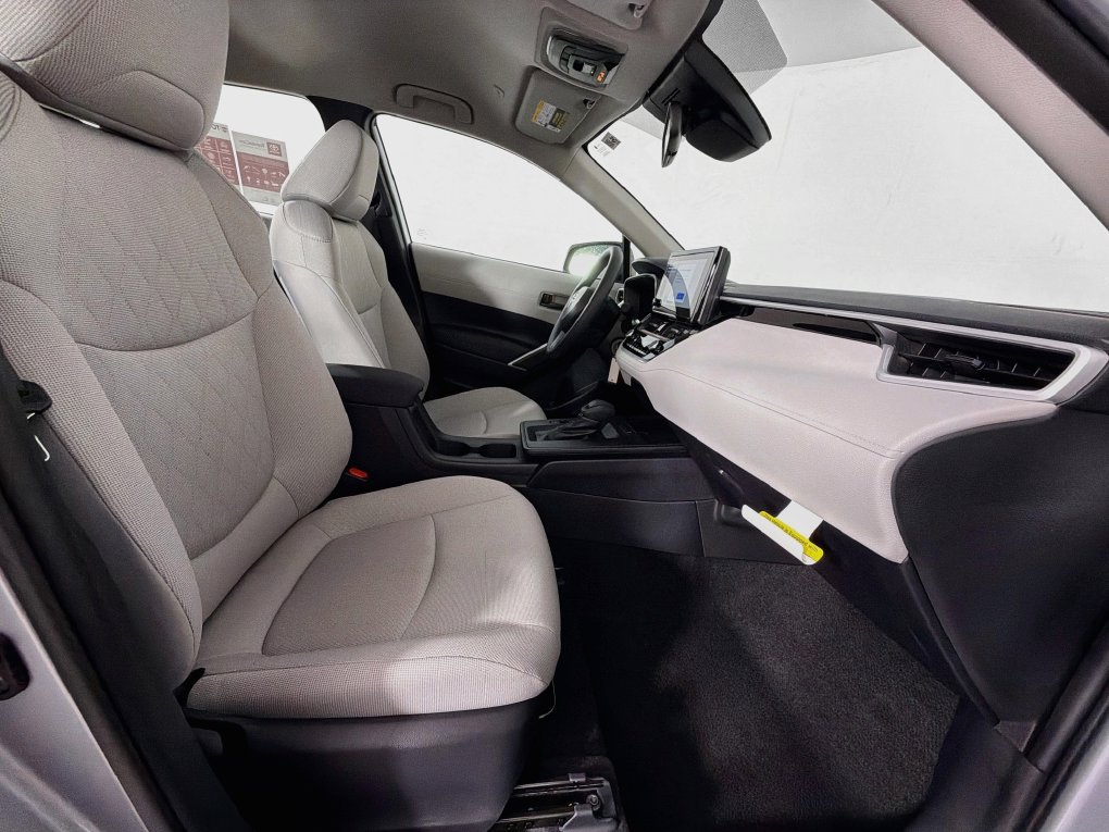 New 2026 Toyota Corolla Cross L FWD image 29