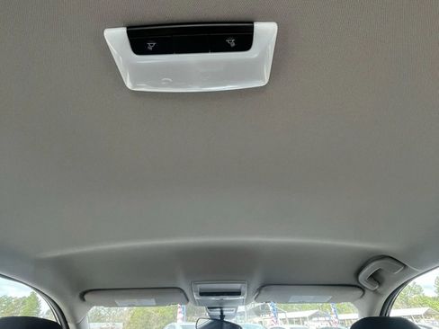 Used 2022 Nissan Altima 2.5 SV image 32