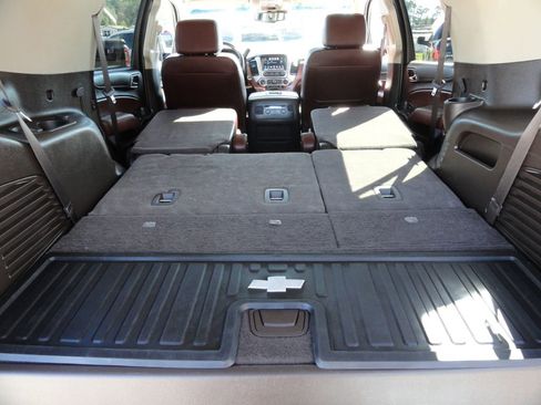 Used 2019 Chevrolet Tahoe Premier image 17