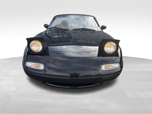 Used 1992 MAZDA MX-5 Miata RWD image 17