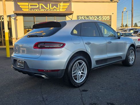 Used 2018 Porsche Macan AWD/4WD image 7
