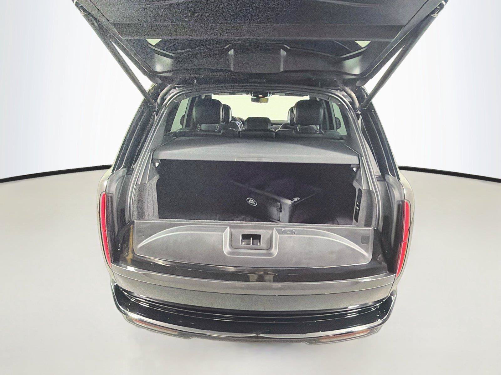 Certified 2024 Land Rover Range Rover SE AWD/4WD image 28