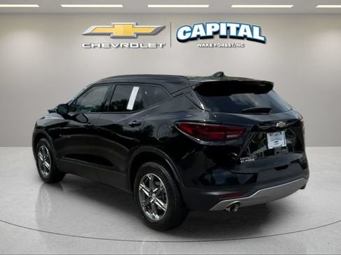 Used 2024 Chevrolet Blazer LT FWD image 3