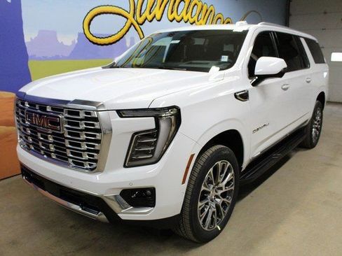 New 2026 GMC Yukon XL Denali image 8