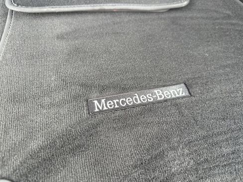 Used 2018 Mercedes-Benz GLC 300 4MATIC image 29