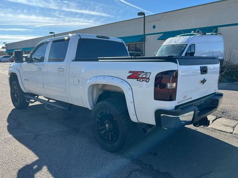 Used 2014 Chevrolet Silverado 2500 LT w/ Z71 Appearance Package image 5