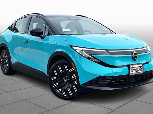 New 2026 Nissan Leaf Platinum+ image 2