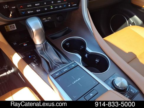 Certified 2022 Lexus RX 350 AWD w/ Premium Package image 14