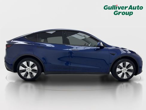Used 2021 Tesla Model Y Long Range AWD/4WD image 10