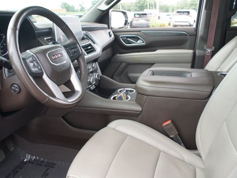 Used 2021 GMC Yukon SLT w/ SLT Premium Package AWD/4WD image 14