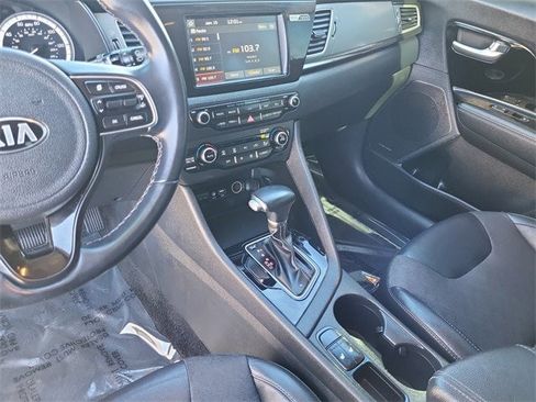 Used 2019 Kia Niro S Touring image 14