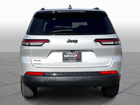 New 2025 Jeep Grand Cherokee L Limited image 4