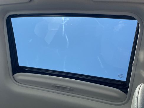 Certified 2026 Toyota Sienna XLE FWD image 24
