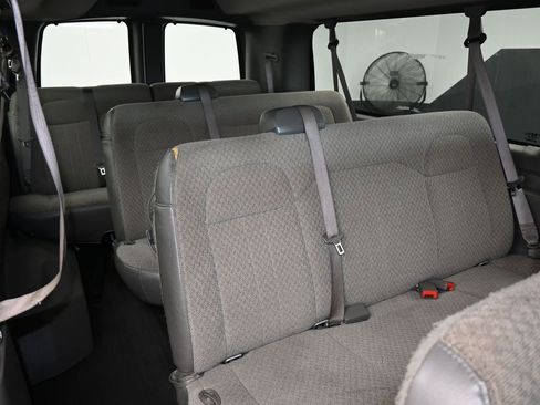 Used 2020 GMC Savana 3500 LT w/ LT Preferred Equipment Group image 36