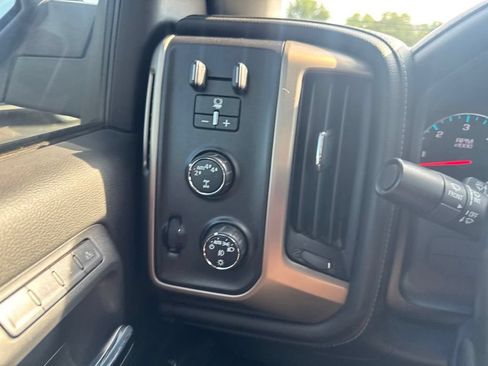 Used 2017 GMC Sierra 1500 Denali w/ Denali Ultimate Package AWD/4WD image 24