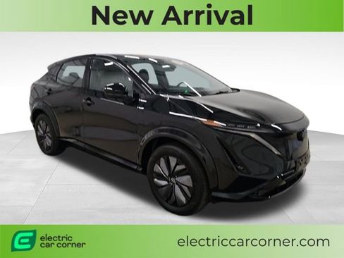 Used 2023 Nissan Ariya AWD image 1